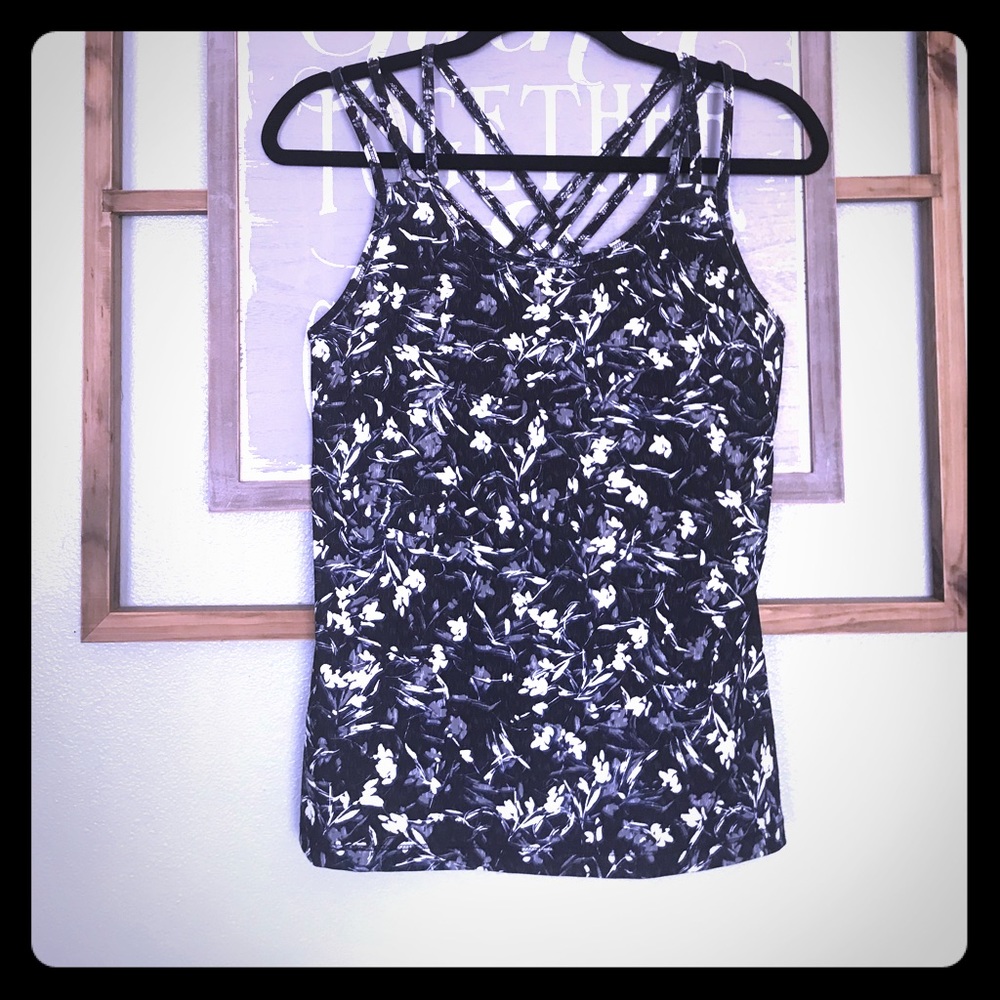 Sports top